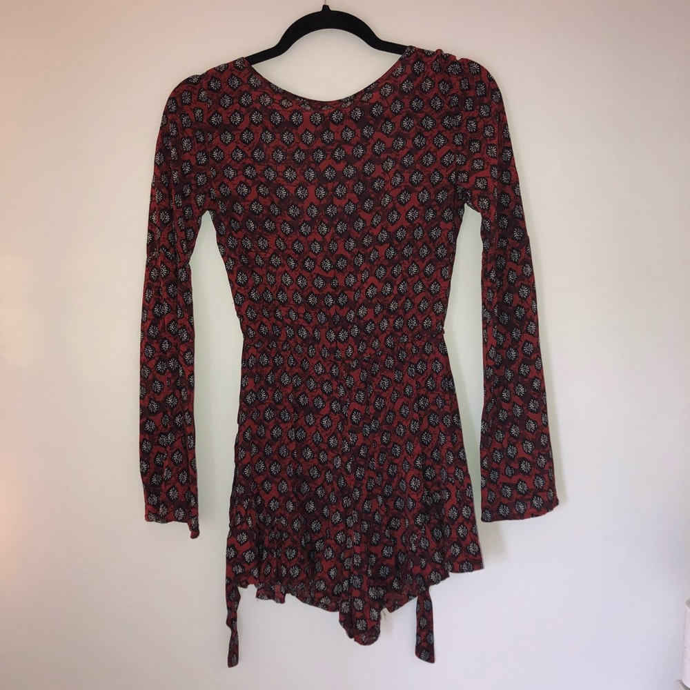 Dark red patterned romper - Picture 3 of 4